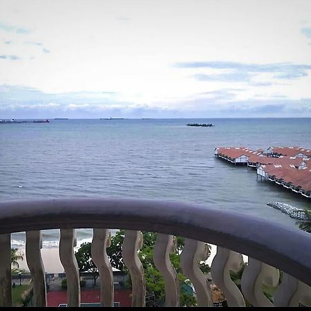 3 Bedroom Seaview Condo @ Glory Beach Resort, Port Dickson Zewnętrze zdjęcie